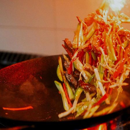 Howard Johnson La Canada Hotel & Suites コルドバ エクステリア 写真