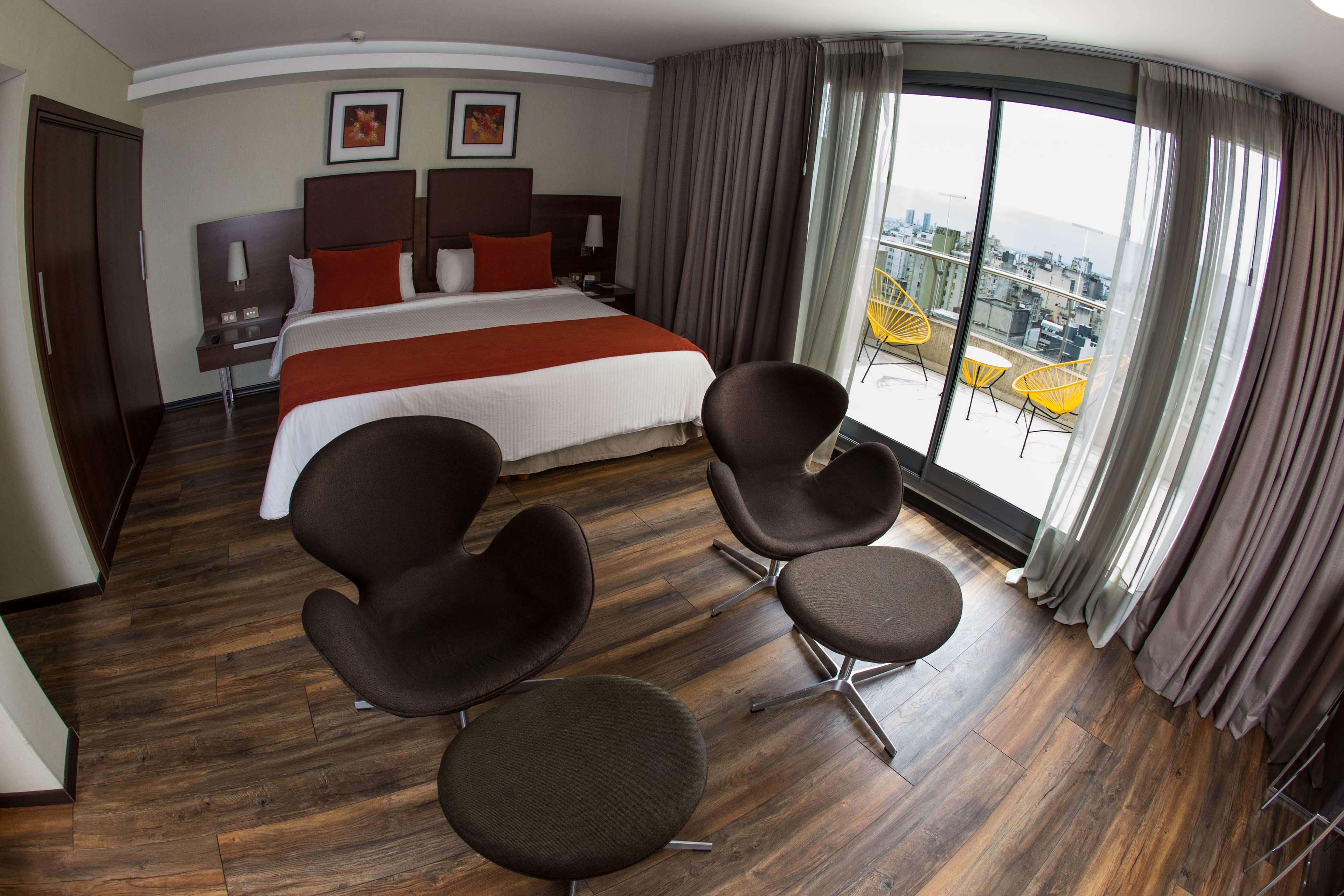 Howard Johnson La Canada Hotel & Suites コルドバ エクステリア 写真