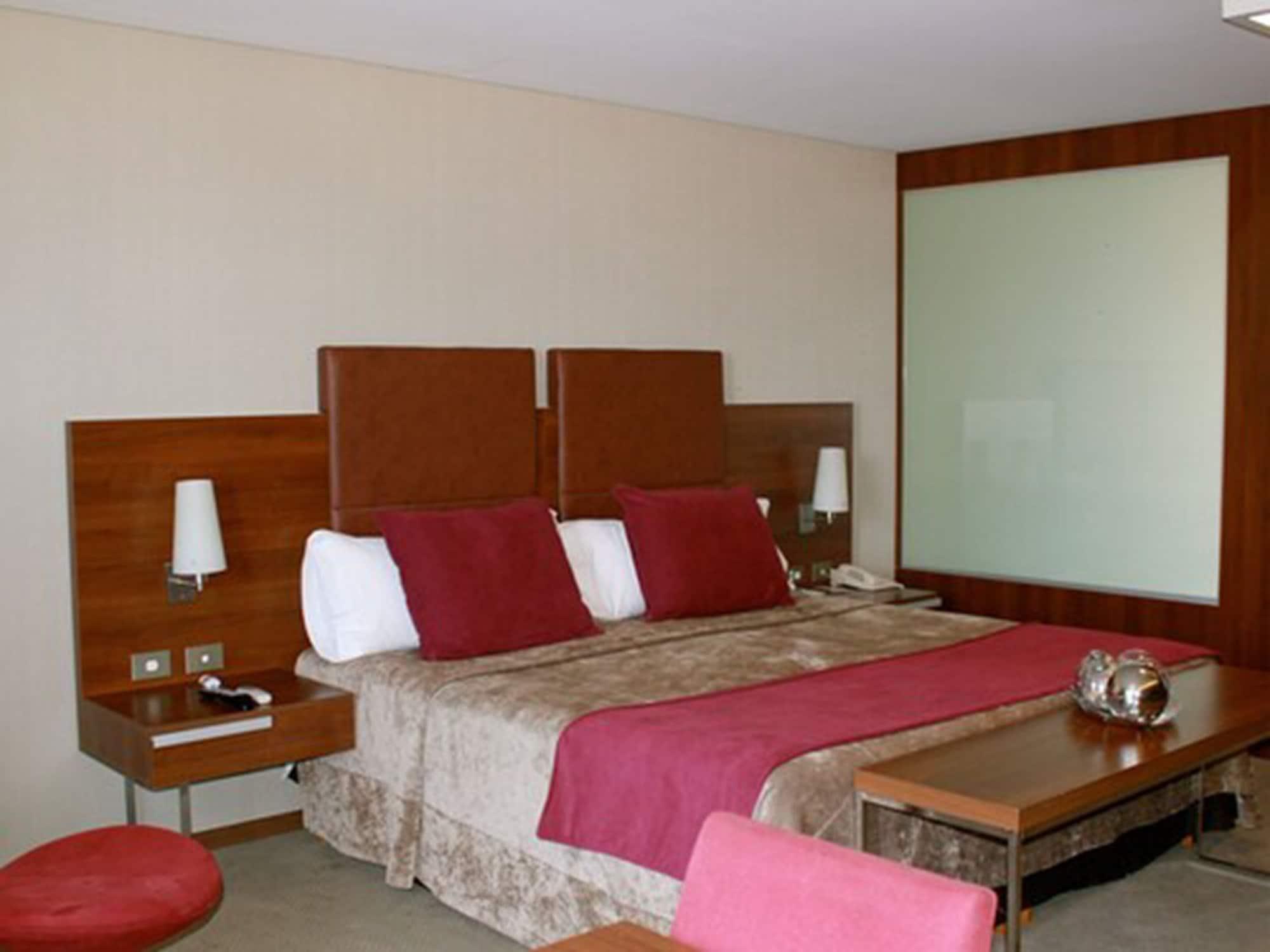 Howard Johnson La Canada Hotel & Suites コルドバ エクステリア 写真