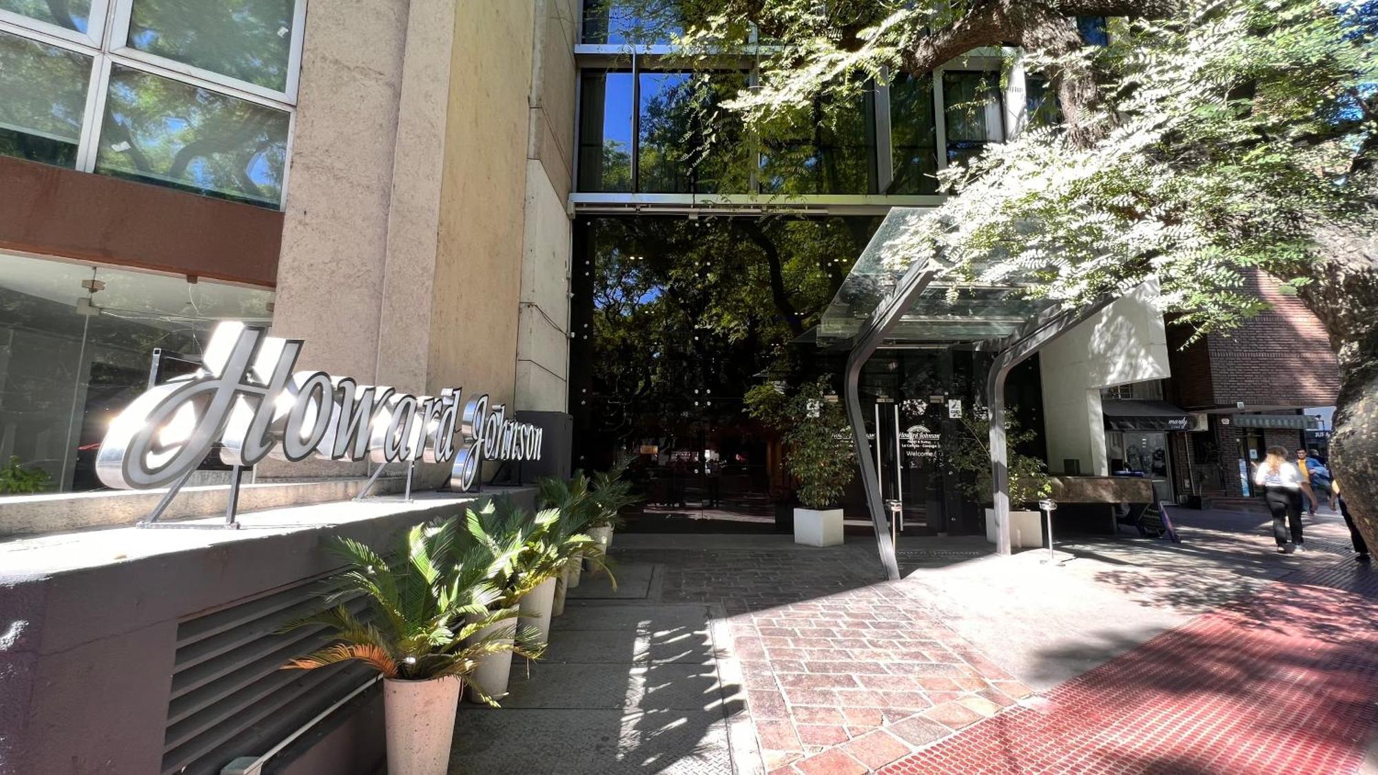Howard Johnson La Canada Hotel & Suites コルドバ エクステリア 写真